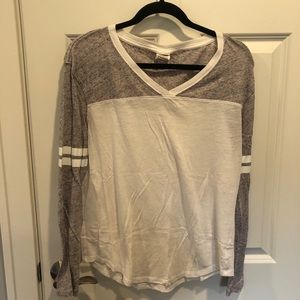 Victoria’s Secret PINK long sleeve tee